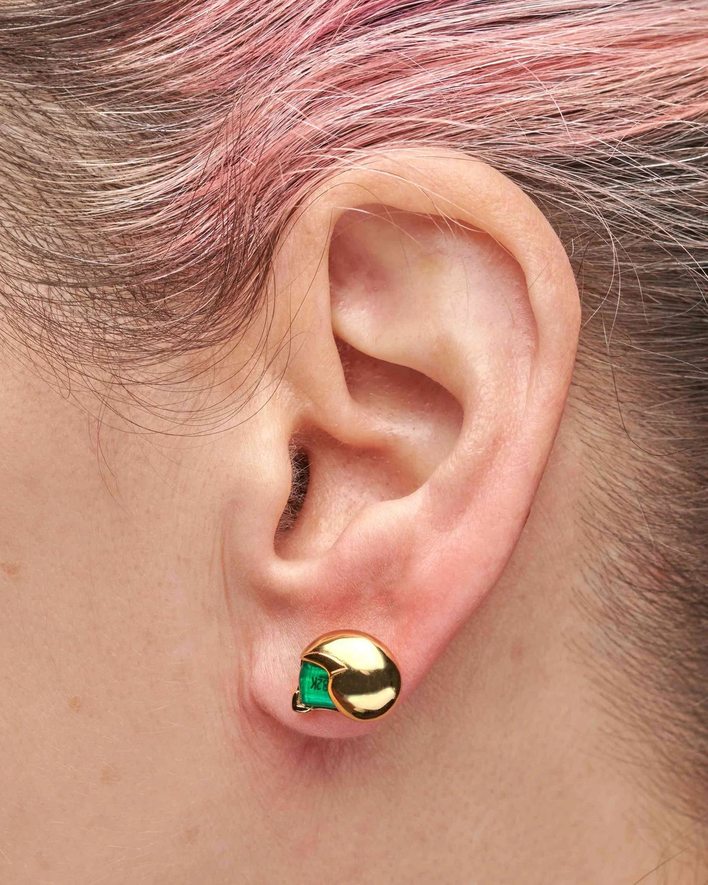 Maze Seashell Earrings & Green Plated